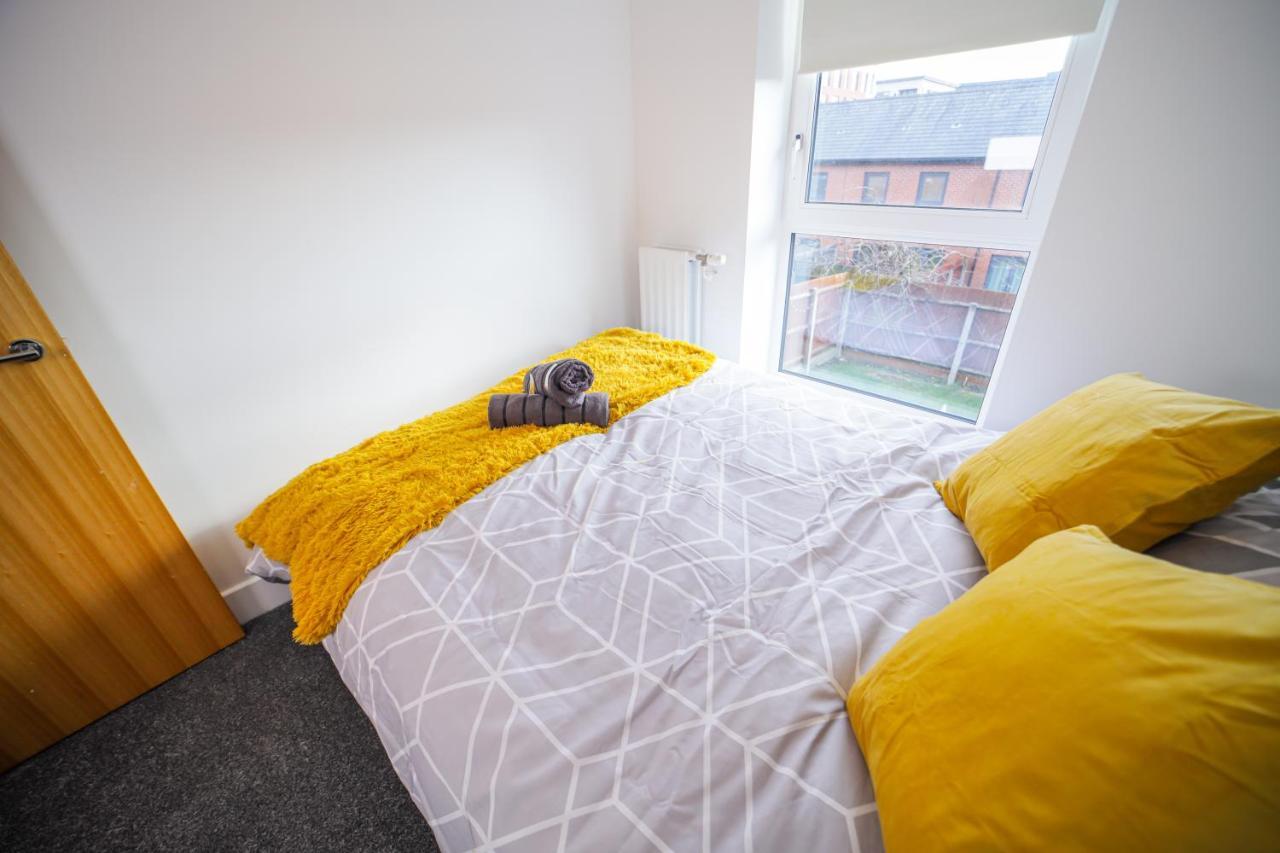3 Bedroom House In Birmingham City Centre - Sleeps 6 ภายนอก รูปภาพ