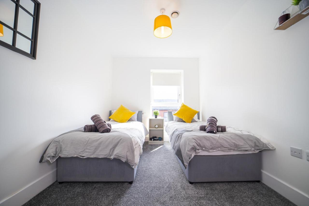 3 Bedroom House In Birmingham City Centre - Sleeps 6 ภายนอก รูปภาพ