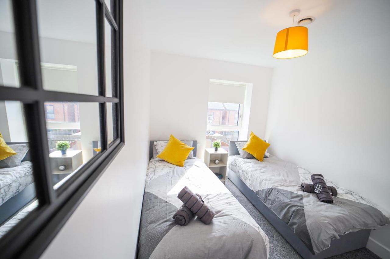 3 Bedroom House In Birmingham City Centre - Sleeps 6 ภายนอก รูปภาพ